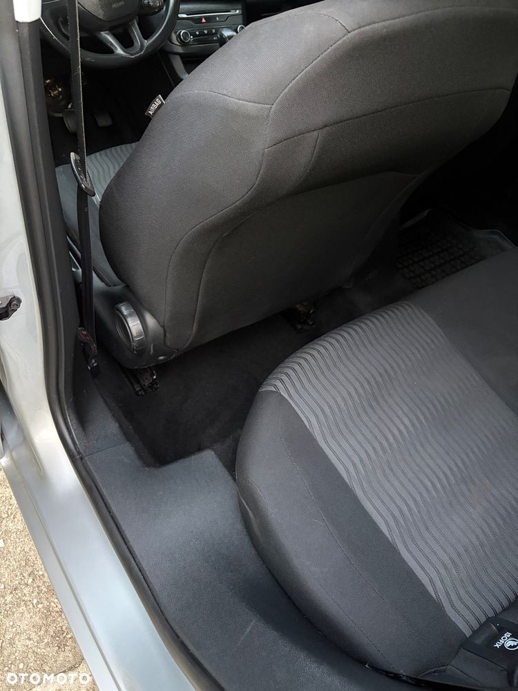 Peugeot 308 1.6 HDi Active - 15