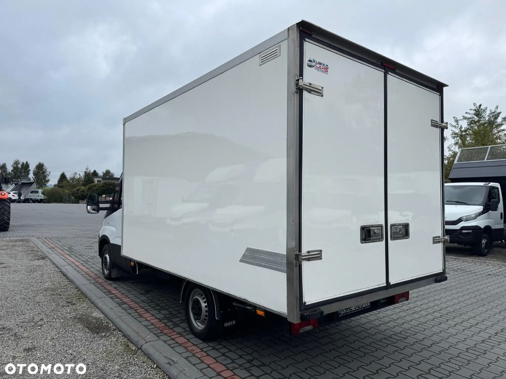 Iveco DAILY 35S14,35S15,35S16,35S17,KILKA SZTUK IZOTERMY CHLODNIE PODWOZIA DO ZABUDOWY KIPRY WYWROTKI KILKANASCIE SZTUK NA PLACUY - 3