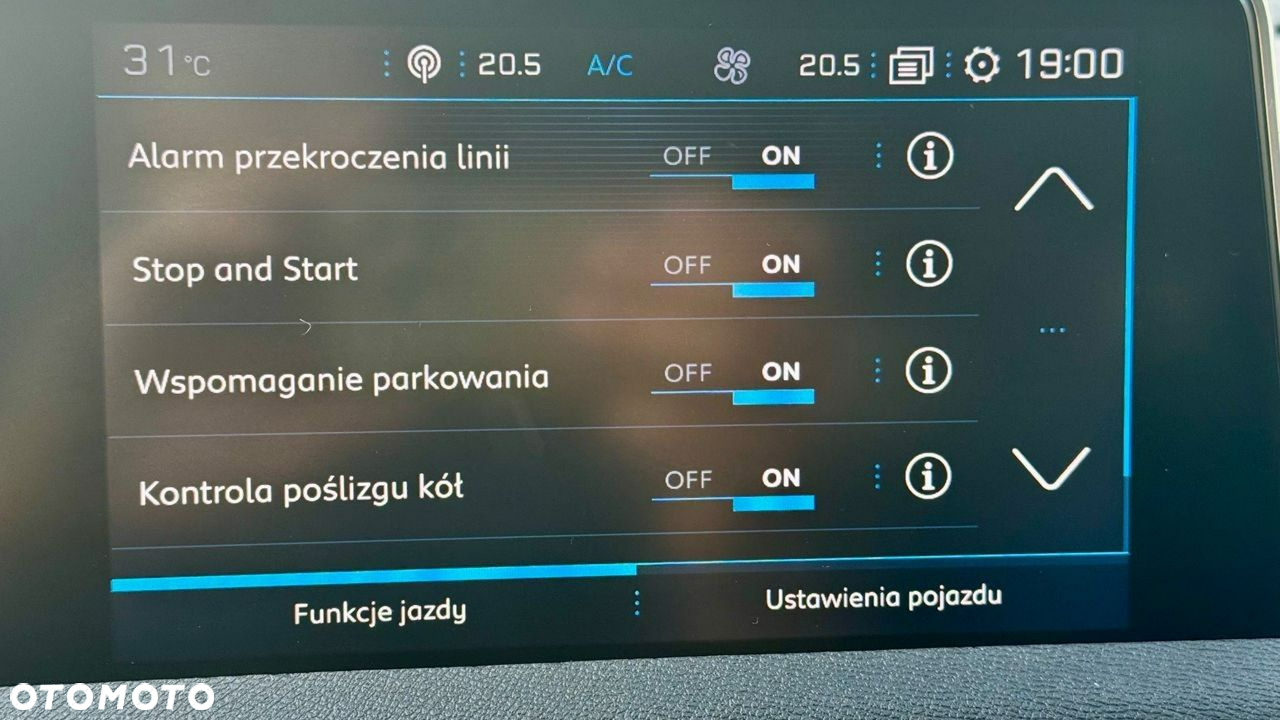 Peugeot 5008 1.5 BlueHDi Allure S&S - 18