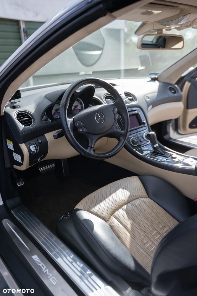 Mercedes-Benz SL 65 AMG - 9