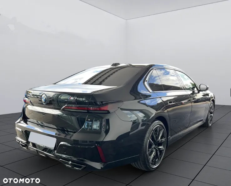 BMW Seria 7 M760e PHEV xDrive sport - 3