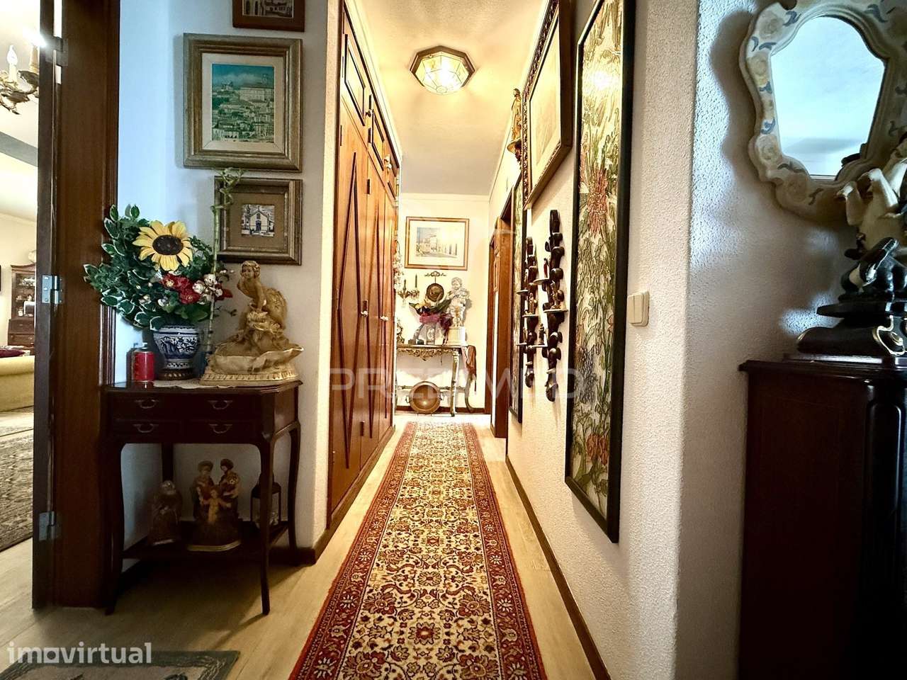 Apartamento T3 com Garagem e Excelentes Varandas em Fátima - Grande imagem: 2/25