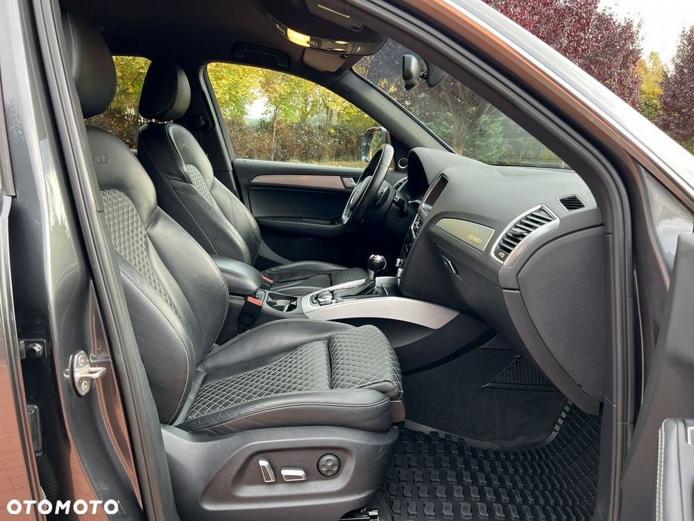 Audi SQ5 - 40