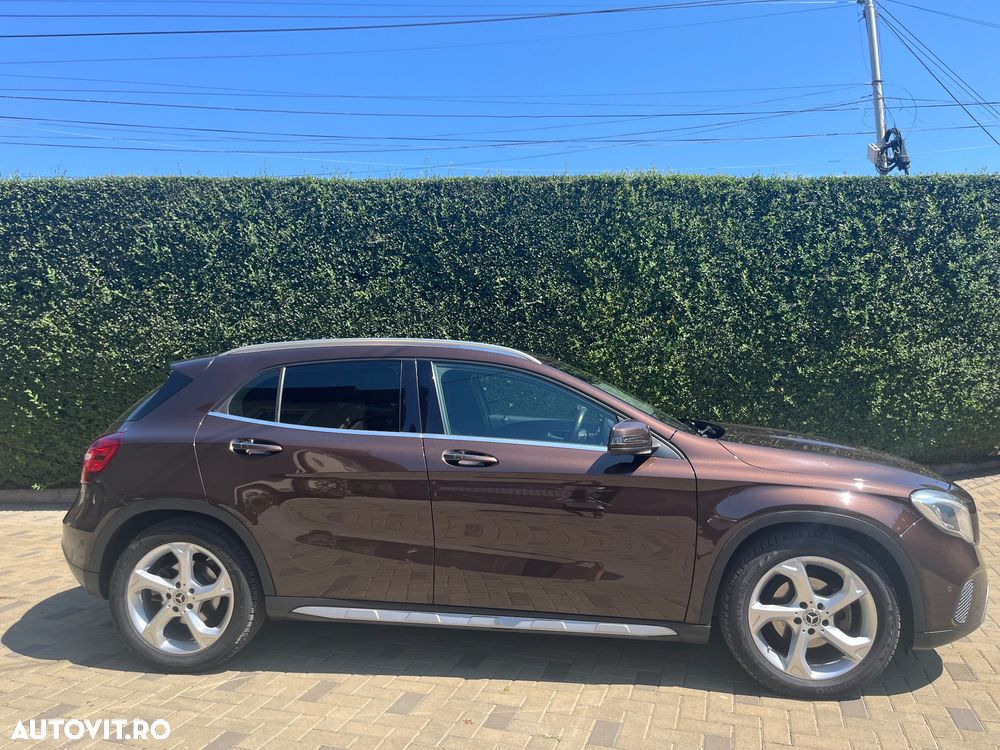 Mercedes-Benz GLA 220 d 7G-DCT AMG Line - 4