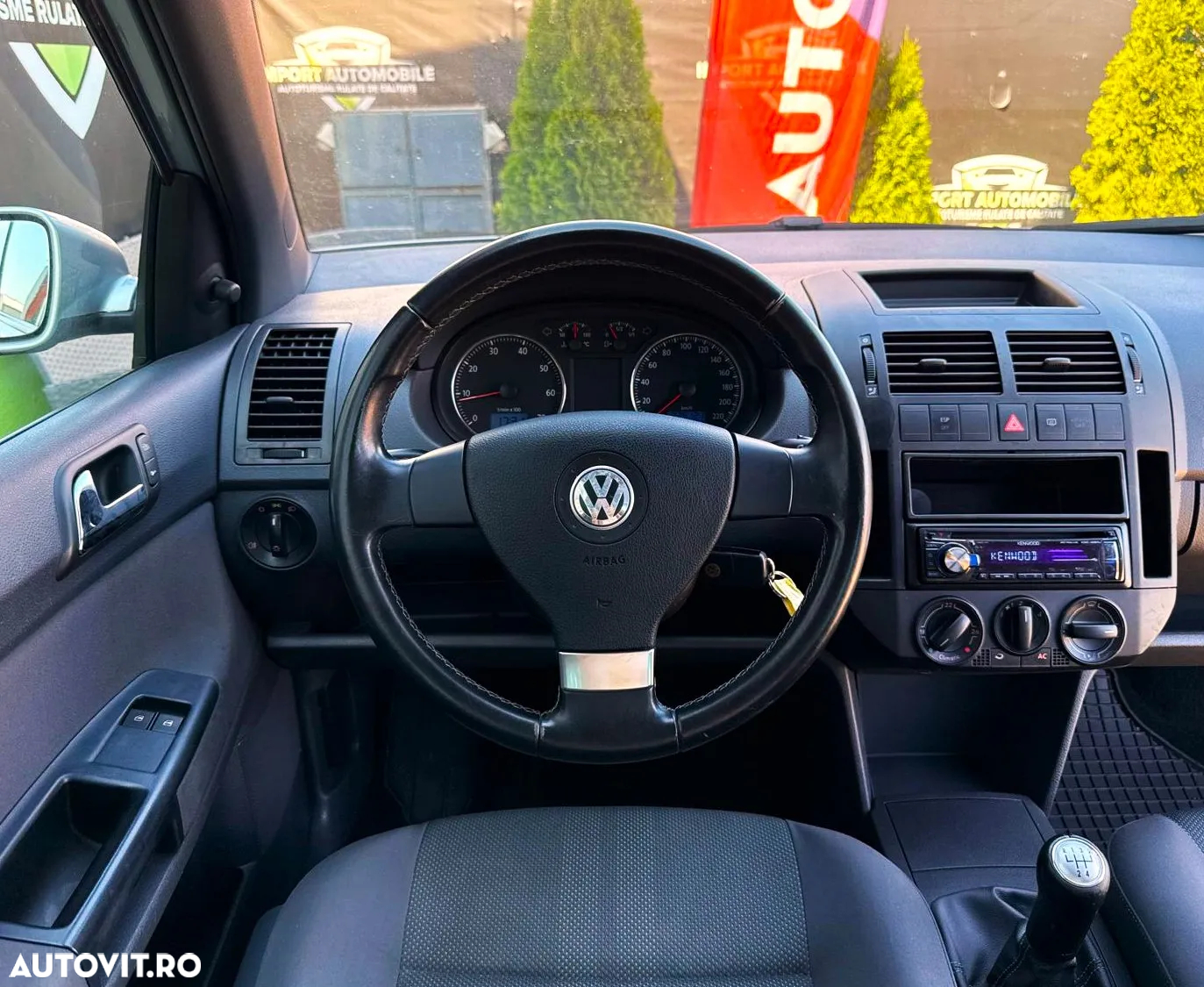 Volkswagen Polo - 7