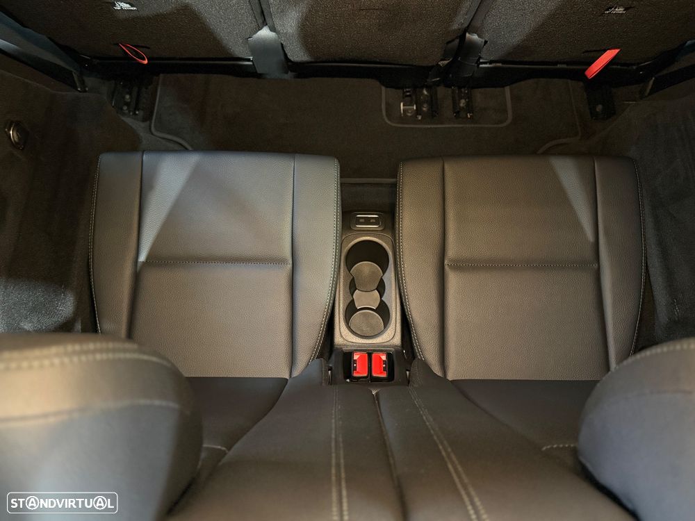 Mercedes-Benz GLE 300 d 4Matic - 28