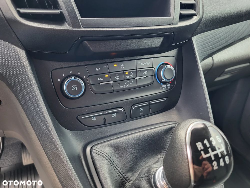 Ford Transit Connect - 14
