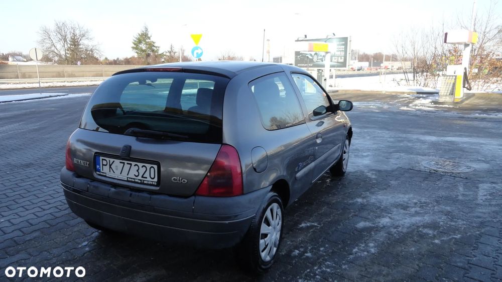 Renault Clio 1.2i MTV - 4
