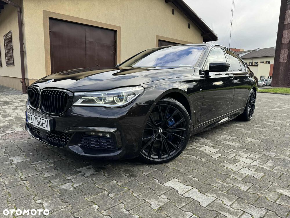 BMW Seria 7 750i xDrive - 2