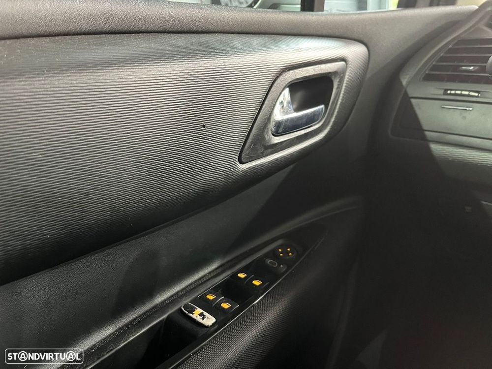 Citroën C4 1.6 HDi VTR Pack Airdream CMP6 - 30