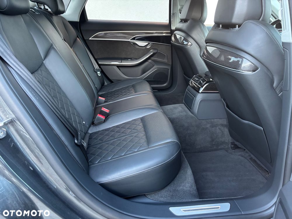 Audi S8 TFSI mHEV Quattro Tiptr - 36