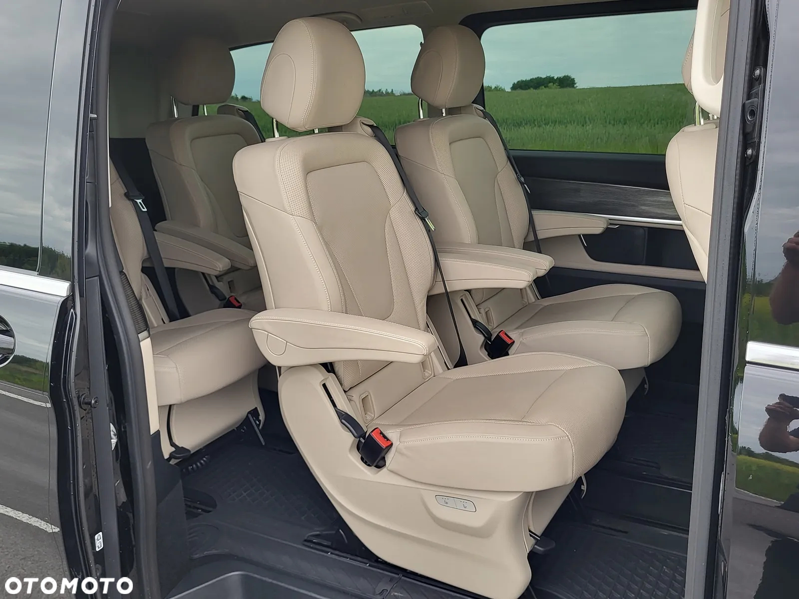 Mercedes-Benz Klasa V 300 d 4-Matic Exclusive 9G-Tronic (d³ugi) - 11