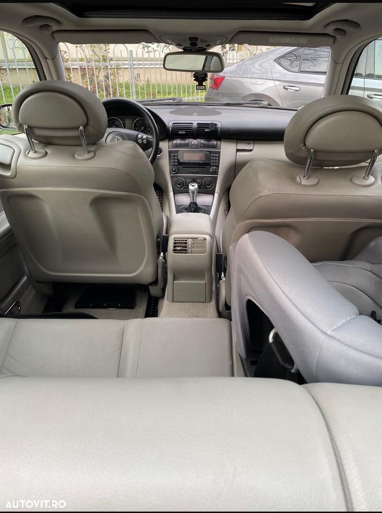 Mercedes-Benz C 200 Kompressor Sportcoupe - 6