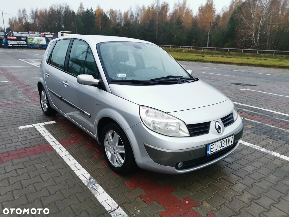 Renault Scenic - 12