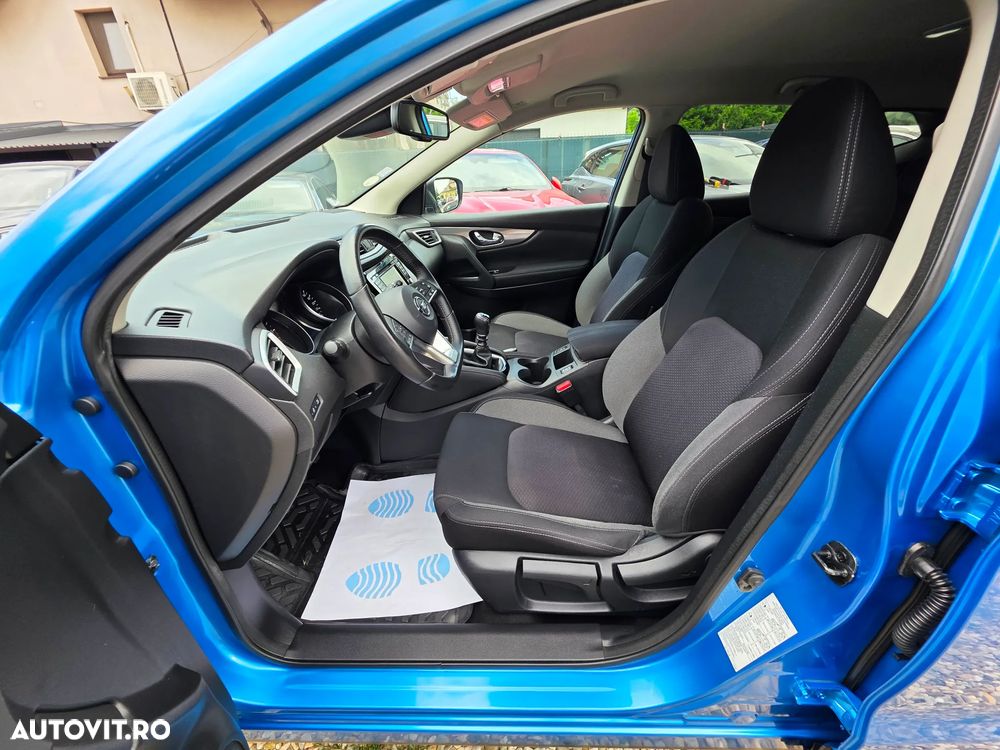 Nissan Qashqai 1.6 DCI Start/Stop Tekna - 24