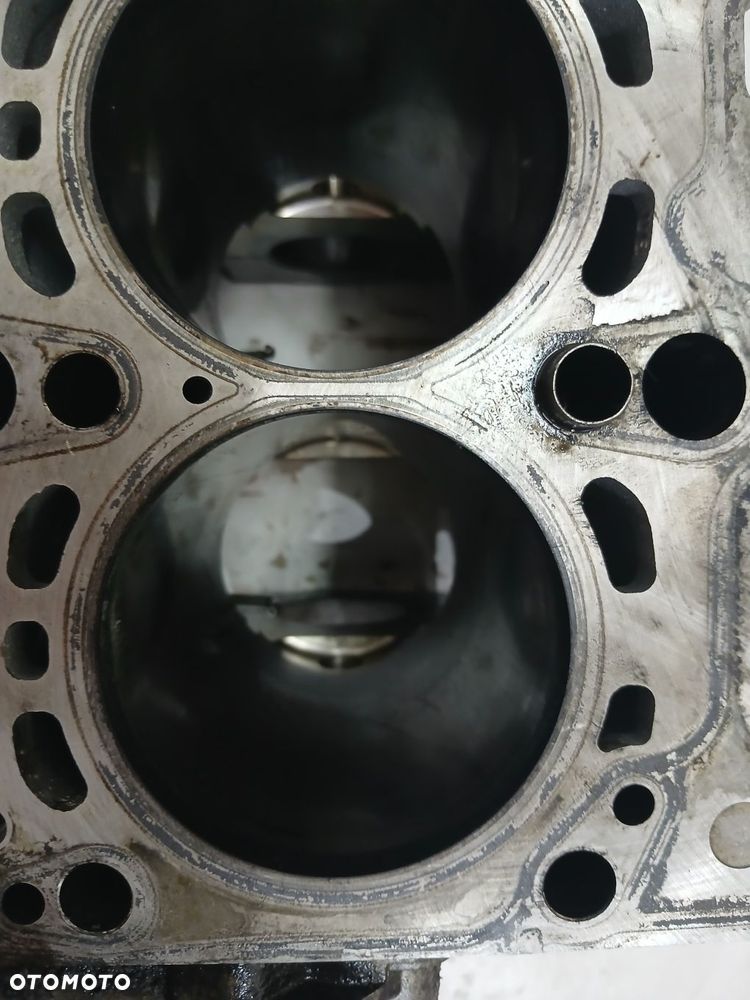 BMW E60 3.0 D BLOK SILNIKA 306D3 7792822 - 9