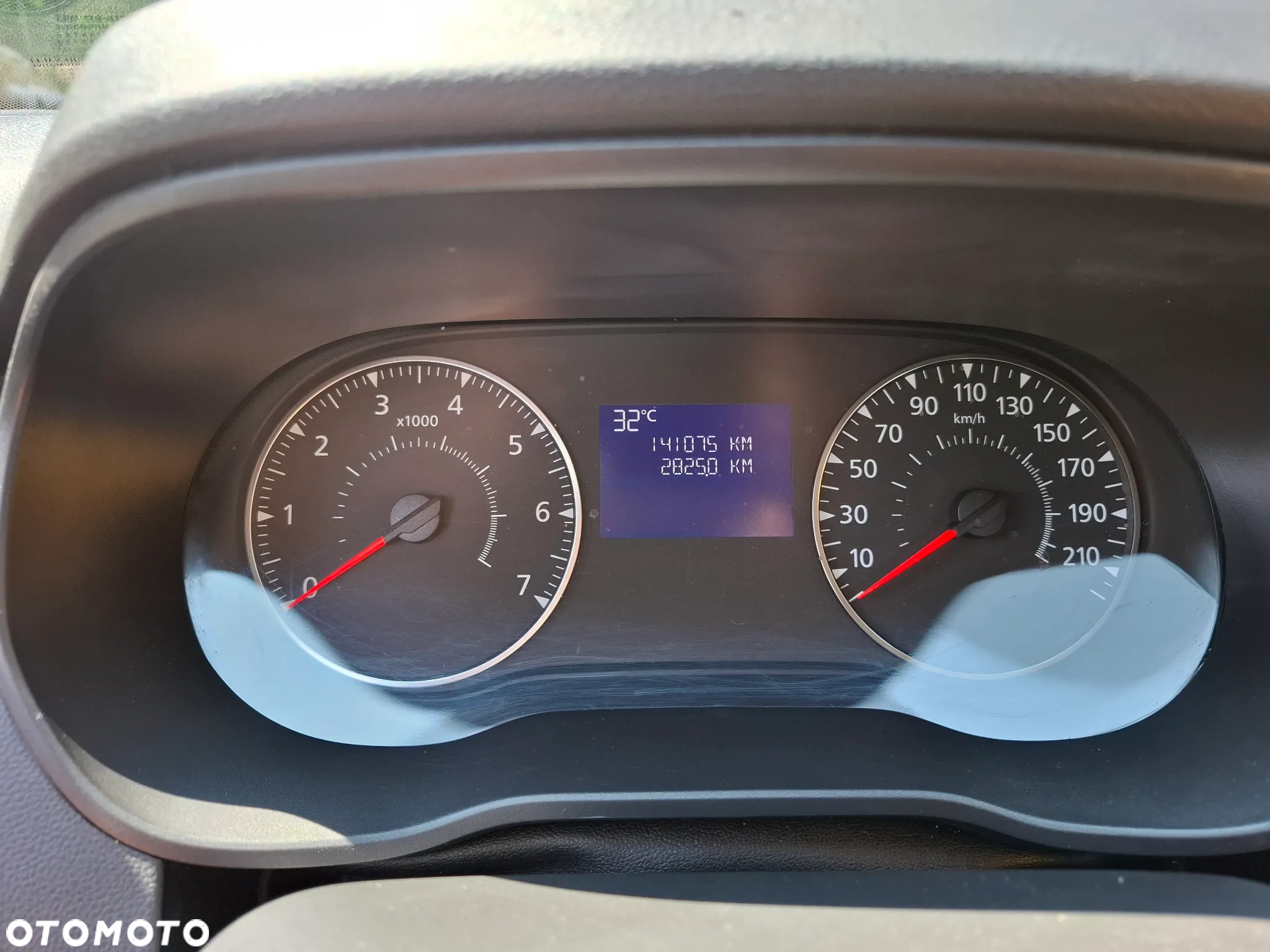 Dacia Duster 1.6 SCe Comfort 4WD - 23