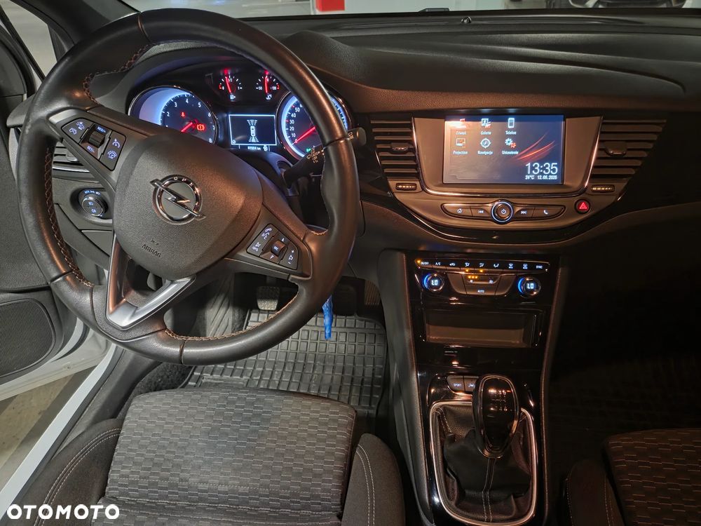 Opel Astra 1.4 T Dynamic - 9