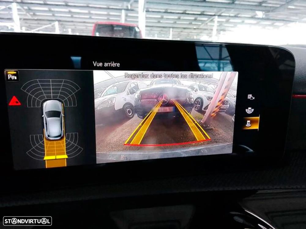 Mercedes-Benz A 250 e AMG Line - 8