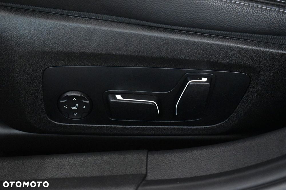 BMW Seria 3 - 12