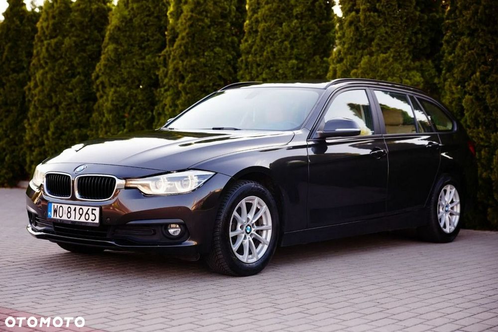 BMW Seria 3 318d Edition Luxury Line Purity - 13