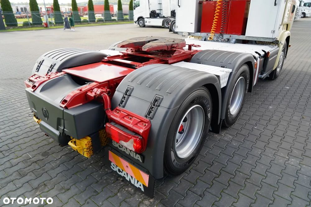 Scania R 580 / V8 / 6x4 / DMC: 95.000 KG / KLIMA POSTOJOWA / OPTICRUISE / 3 OSIOWY CIĄGNIK SIODŁOWY - 13