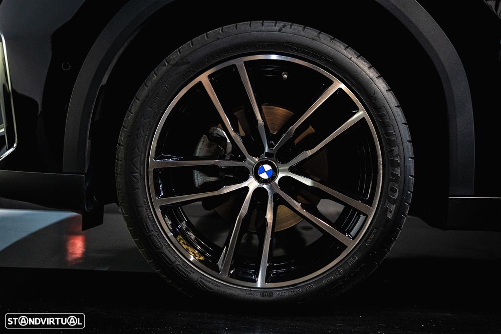 BMW iX2 eDrive20 - 6