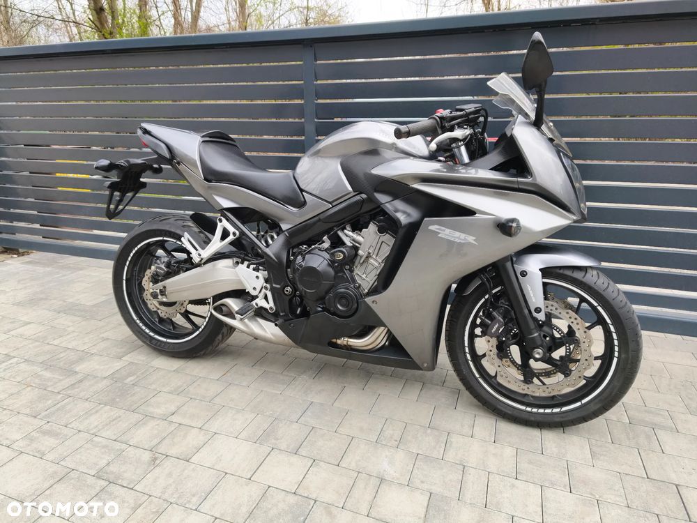 Honda CBR - 16