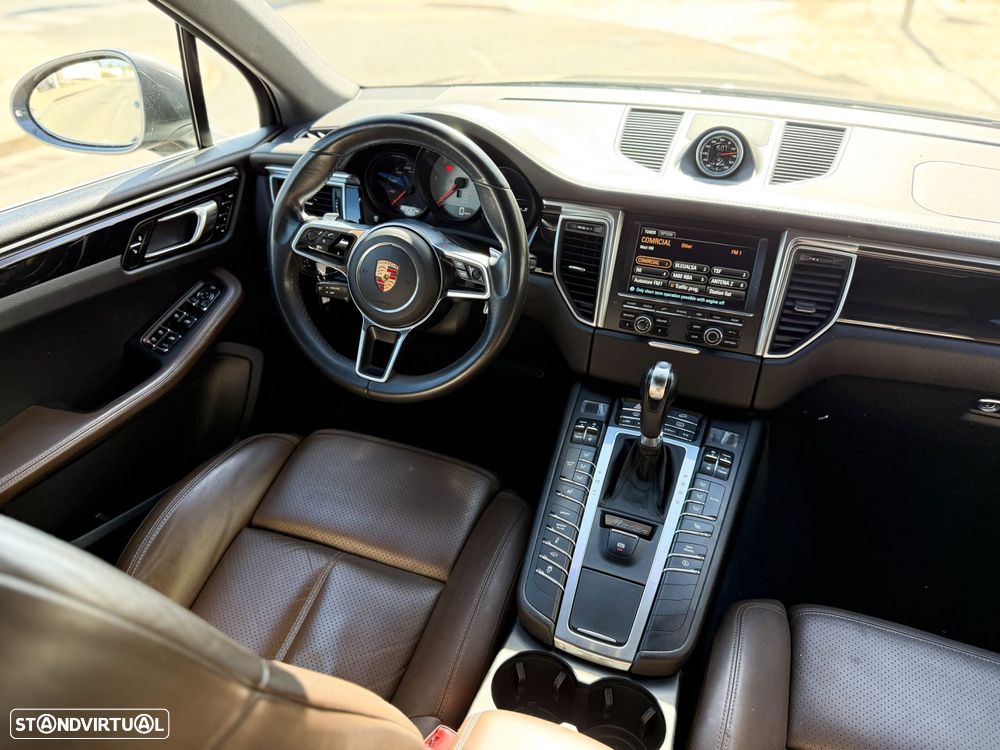 Porsche Macan S - 34