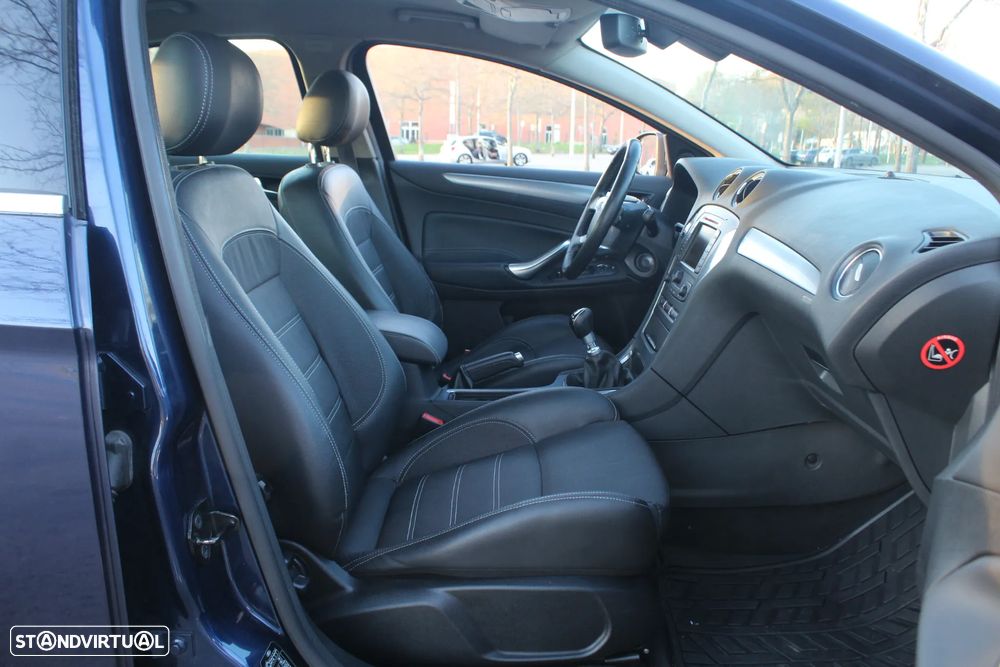 Ford Mondeo 2.0 TDCI Titanium - 34