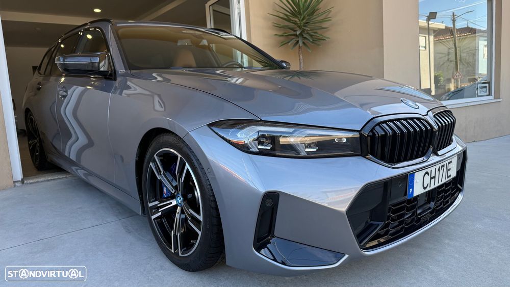 BMW 330 e Pack Desportivo M Pro Auto - 2
