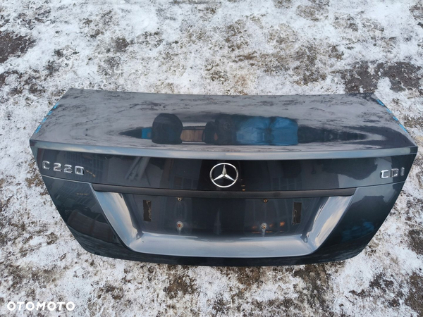 MERCEDES C KLASA W204 KLAPA TYLNA BAGAŻNIKA SEDAN 755