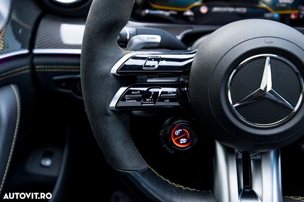 Mercedes-Benz AMG GT 4-door Coupe 63 S 4Matic+ Speedshift MCT 9G - 39