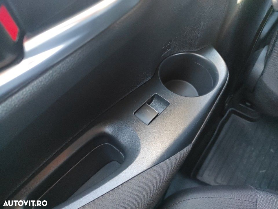 Toyota Corolla - 21