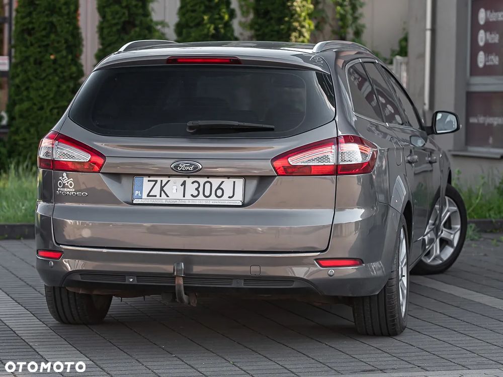 Ford Mondeo - 12