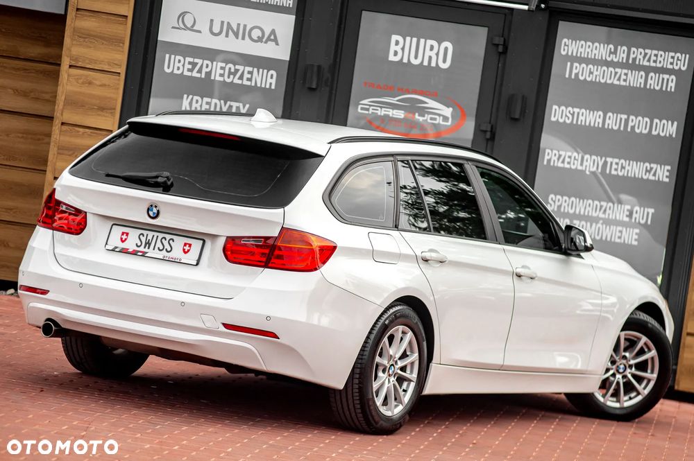 BMW Seria 3 320i Modern Line - 14