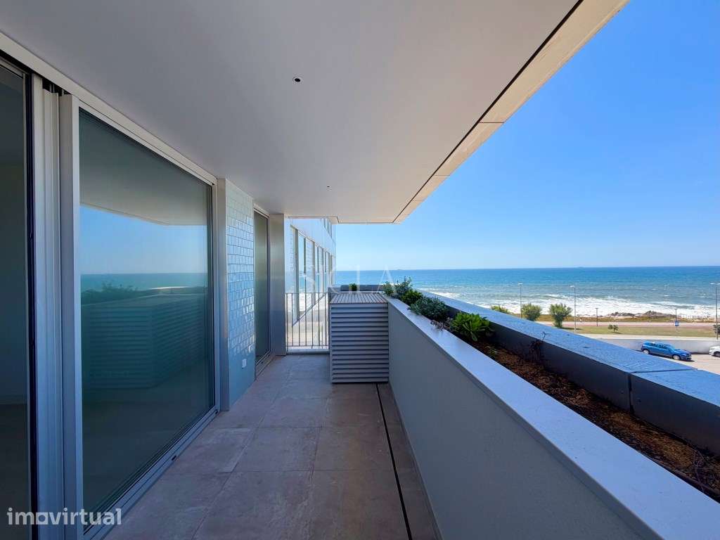 T1 em Primeira Linha de Mar - Grande imagem: 5/25