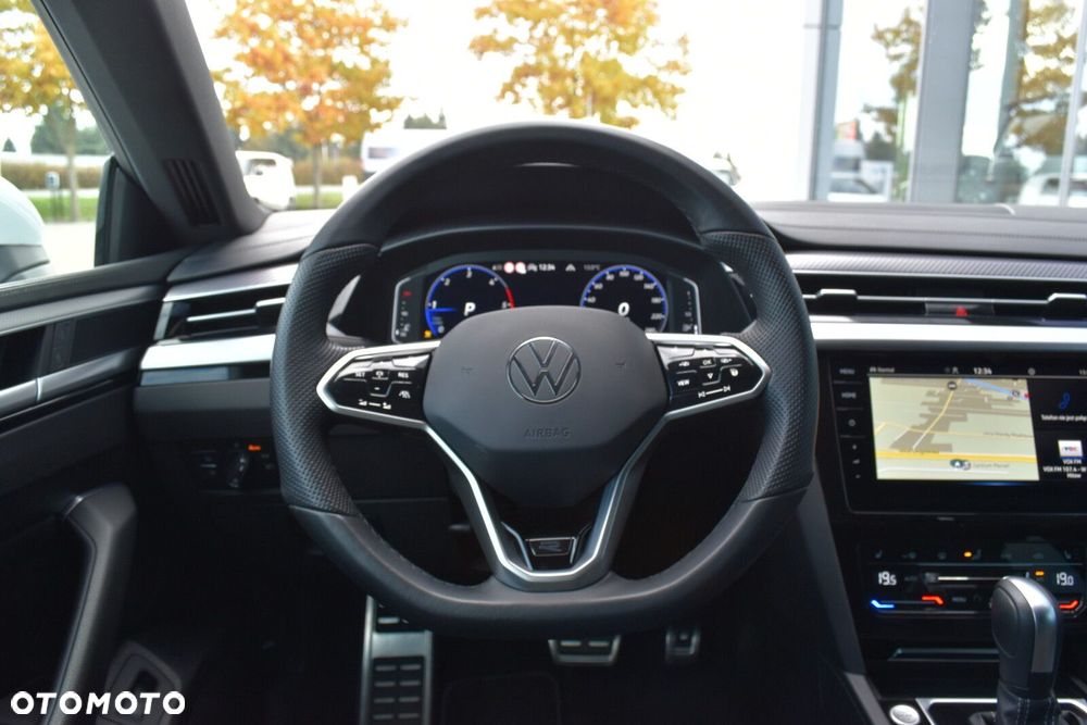 Volkswagen Arteon 2.0 TDI R-Line DSG - 12