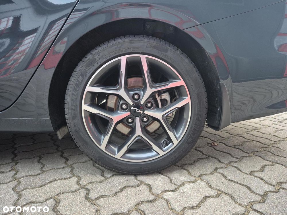 Kia Ceed 1.5 T-GDI Tribute DCT - 19