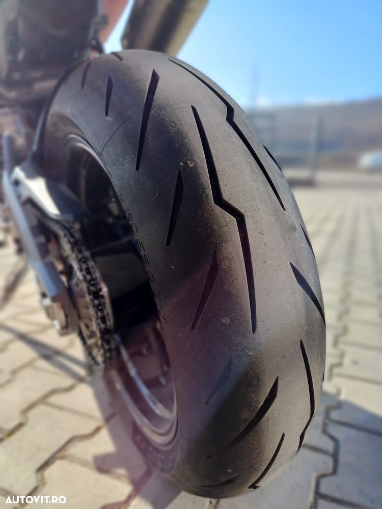 Ducati Panigale V2 - 13