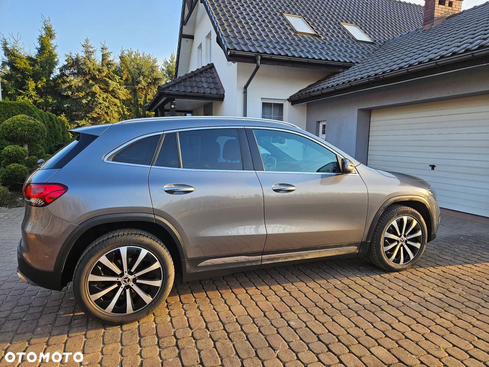 Mercedes-Benz GLA 200 - 5