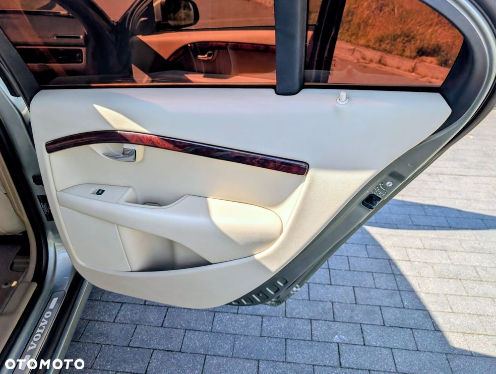 Volvo S80 2.4D5 Summum - 16
