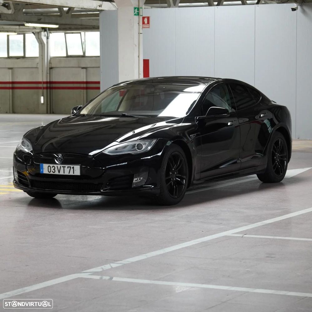 Tesla Model S 85 - 33