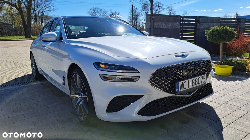Genesis G70