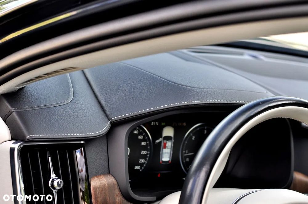 Volvo V90 D4 Geartronic Inscription - 18