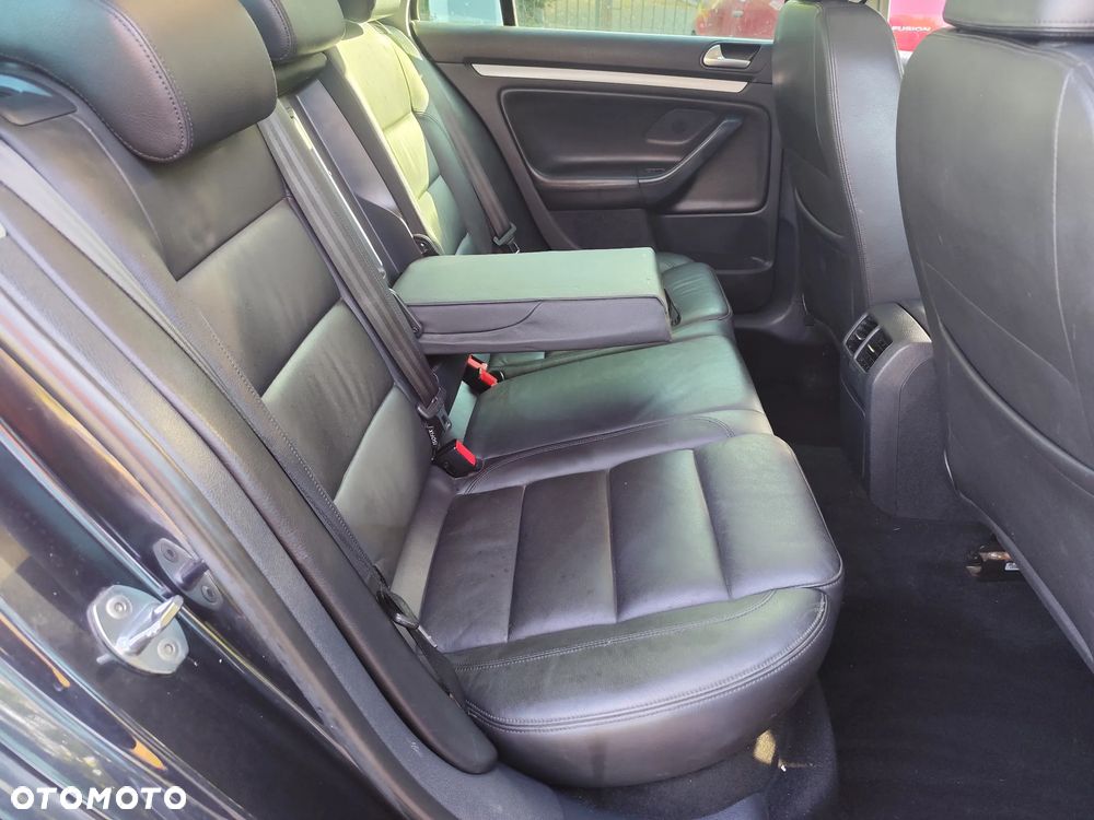 Volkswagen Golf 1.4 TSI DSG Highline - 11