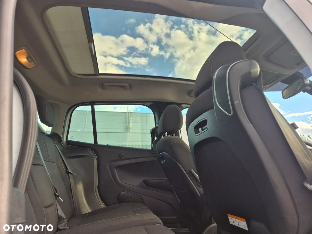 Ford B-MAX 1.6 TDCi Titanium - 14