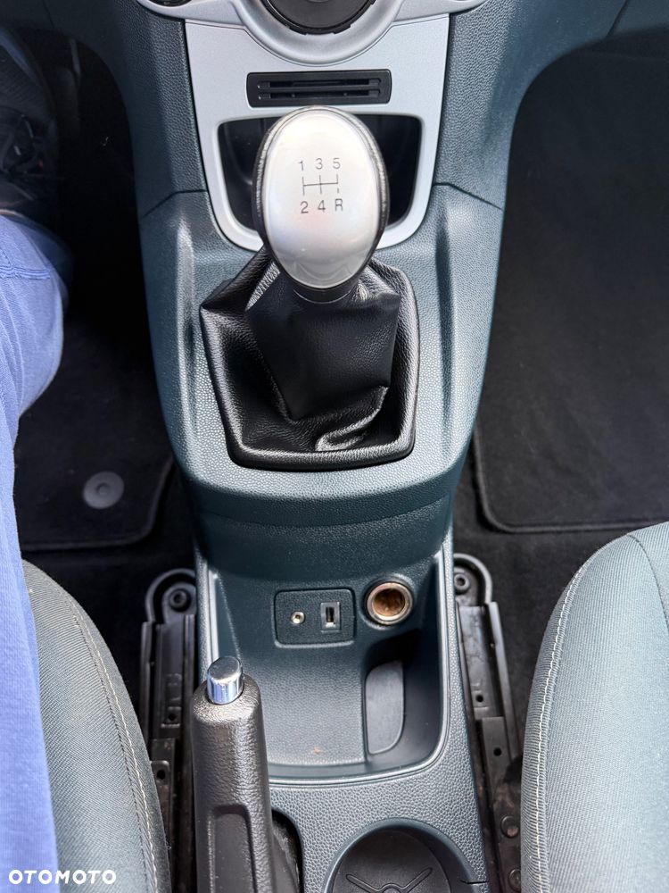 Ford Fiesta - 19