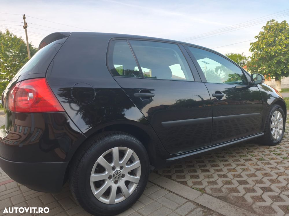 Volkswagen Golf - 4