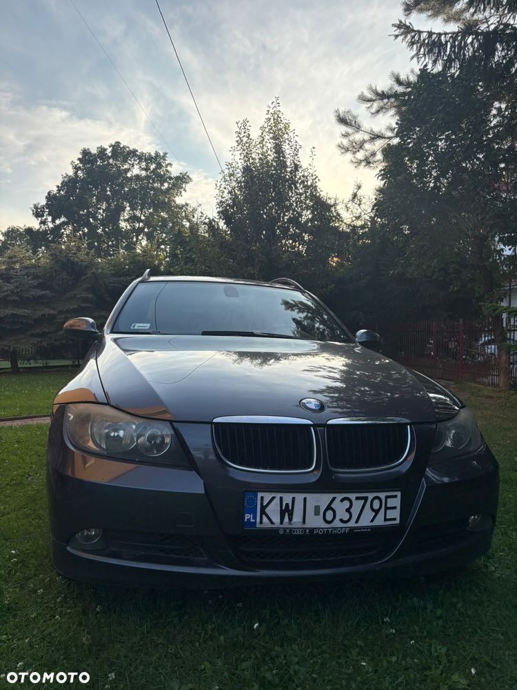 BMW Seria 3 - 12